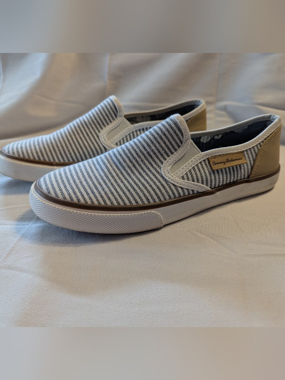 Woman's Tommy Bahama Grey/White Striped Canvas Sneakers Size 7 1/2 BNWOT